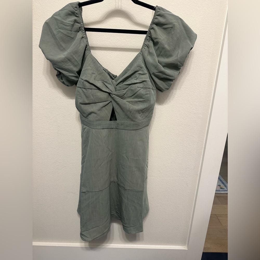Trixxi Gray Puff Sleeve Mini Dress